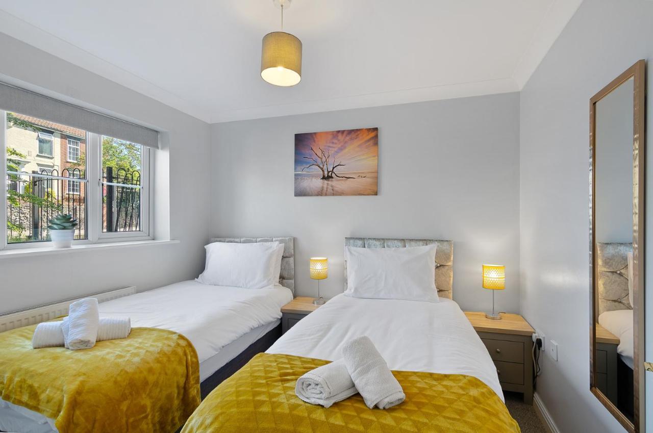 4Br Townhouse Wbalcony Free Parking Fast Wi-Fi Villa NWI Kültér fotó