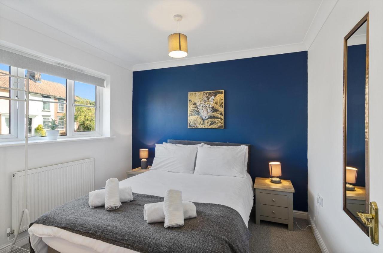 4Br Townhouse Wbalcony Free Parking Fast Wi-Fi Villa NWI Kültér fotó