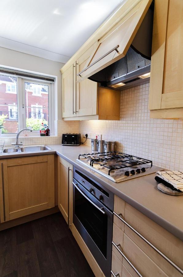 4Br Townhouse Wbalcony Free Parking Fast Wi-Fi Villa NWI Kültér fotó