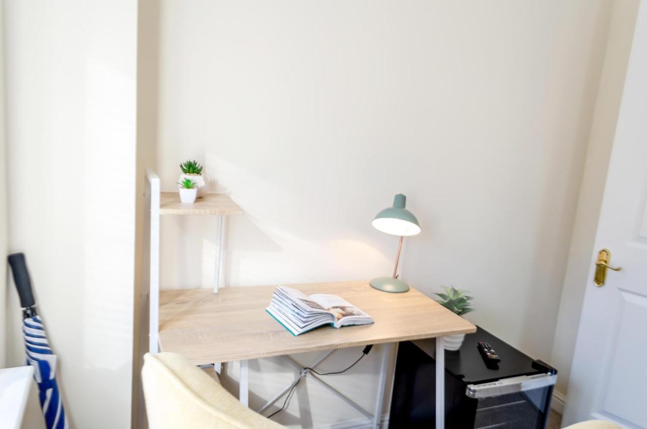 4Br Townhouse Wbalcony Free Parking Fast Wi-Fi Villa NWI Kültér fotó