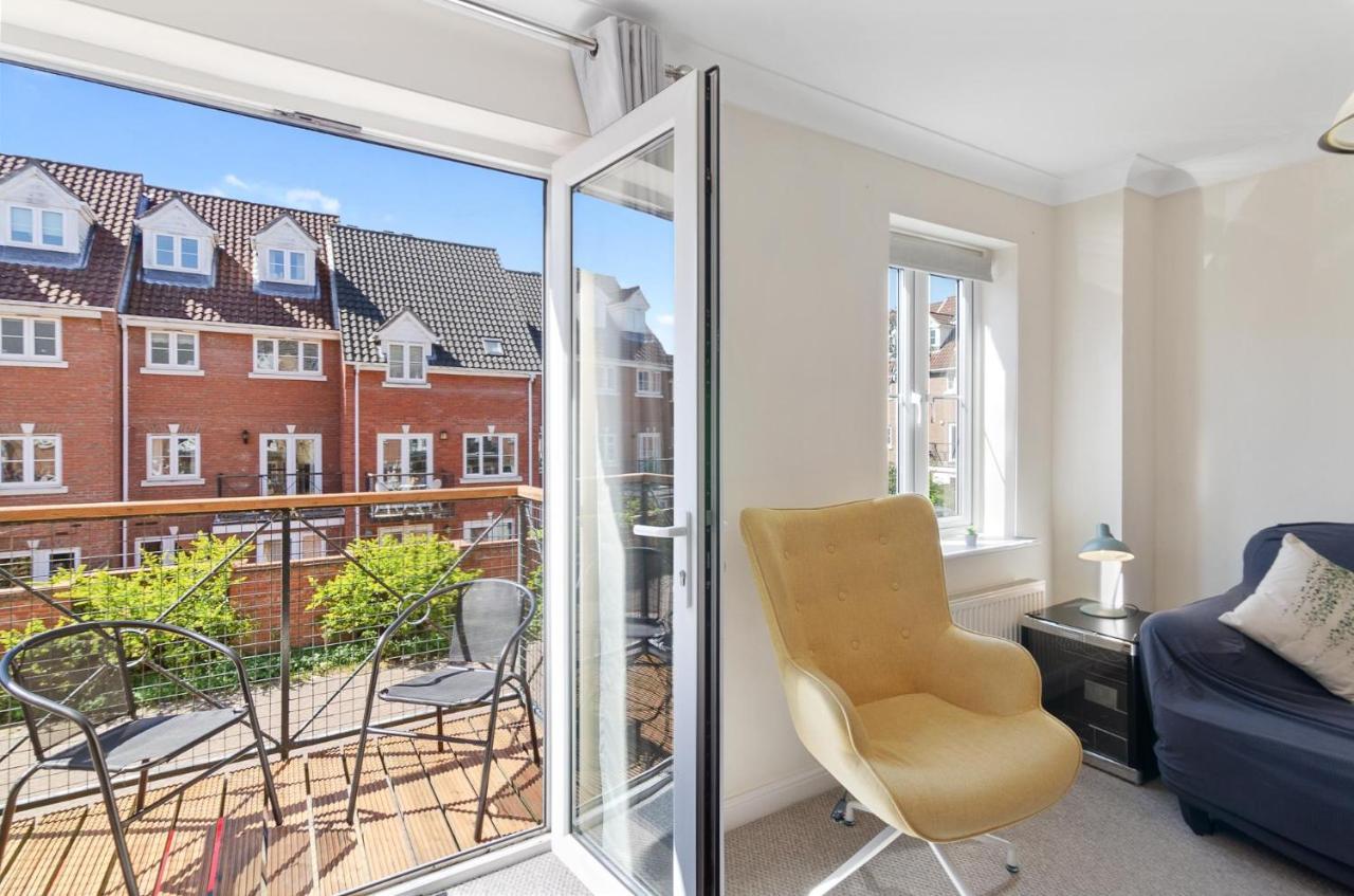 4Br Townhouse Wbalcony Free Parking Fast Wi-Fi Villa NWI Kültér fotó